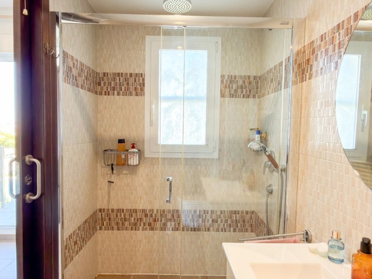 Villa for Sale in Torrevieja, Alicante 24