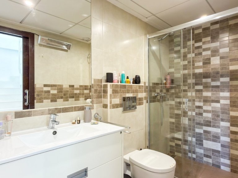 Villa for Sale in Torrevieja, Alicante 28