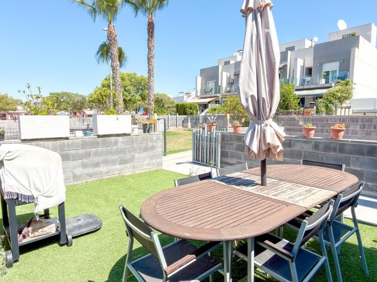 Villa for Sale in Torrevieja, Alicante 32