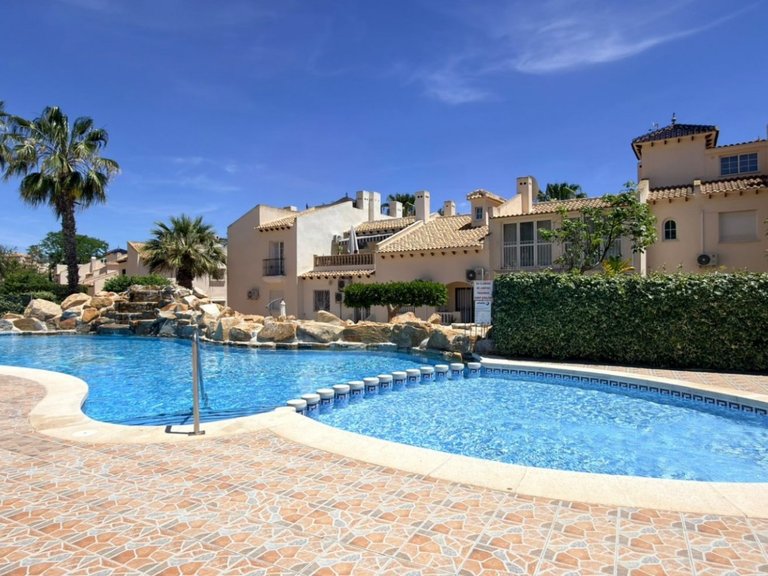 Villa for Sale in Orihuela Costa, Alicante 33