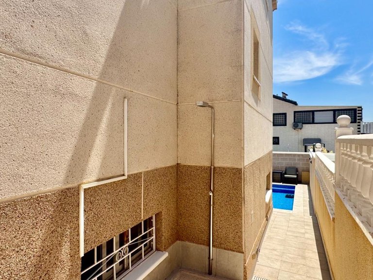 Villa for Sale in Orihuela Costa, Alicante 22