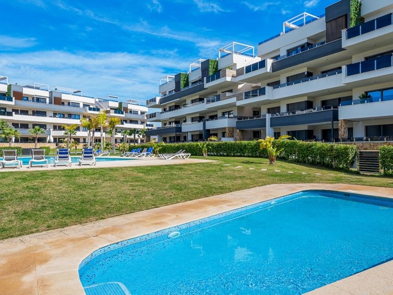 Apartment for Sale in Orihuela Costa, Alicante 31