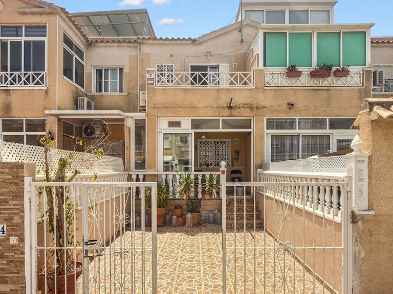 Town House for Sale in Torrevieja, Alicante 1