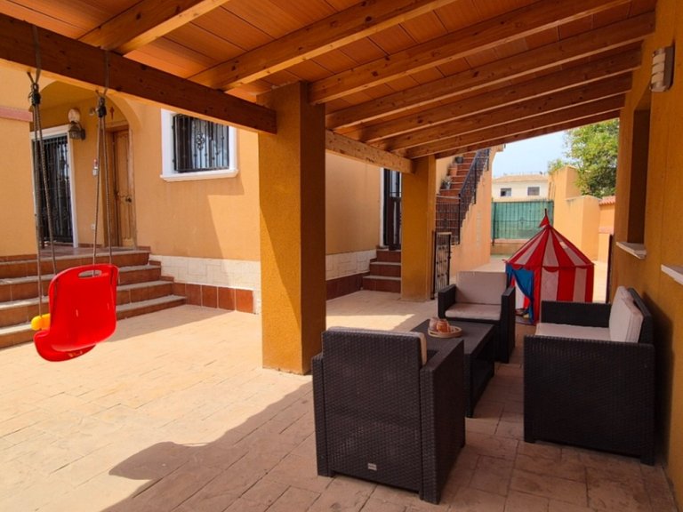 Villa for Sale in Torrevieja, Alicante 1