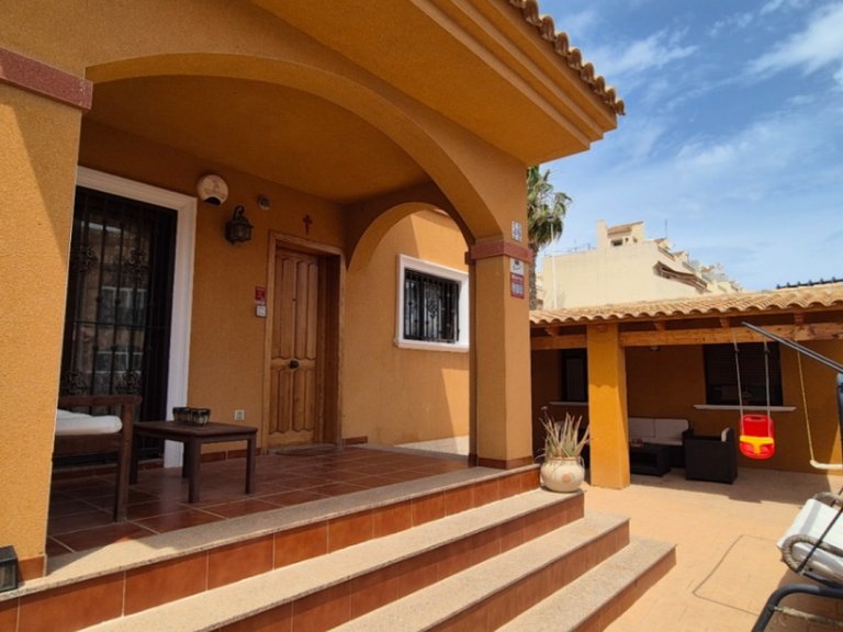 Villa for Sale in Torrevieja, Alicante 6