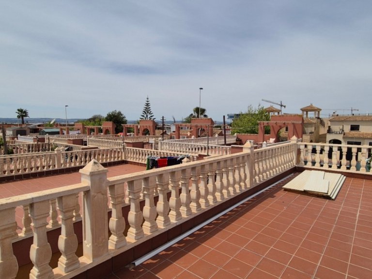 Villa for Sale in Torrevieja, Alicante 12