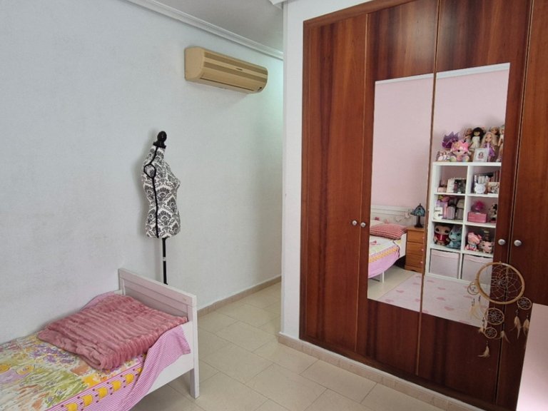 Villa for Sale in Torrevieja, Alicante 31