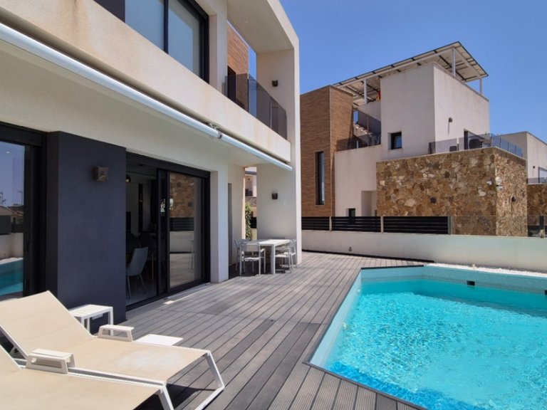 Villa for Sale in Torrevieja, Alicante 9