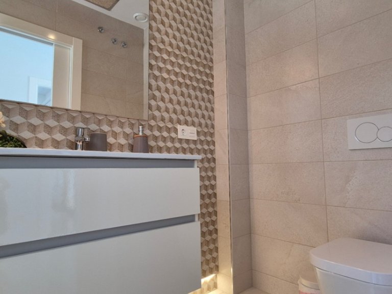 Villa for Sale in Torrevieja, Alicante 12