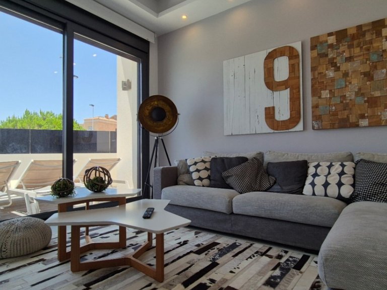 Villa for Sale in Torrevieja, Alicante 15