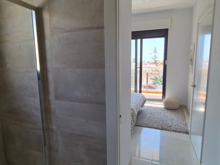 Villa for Sale in Torrevieja, Alicante 29