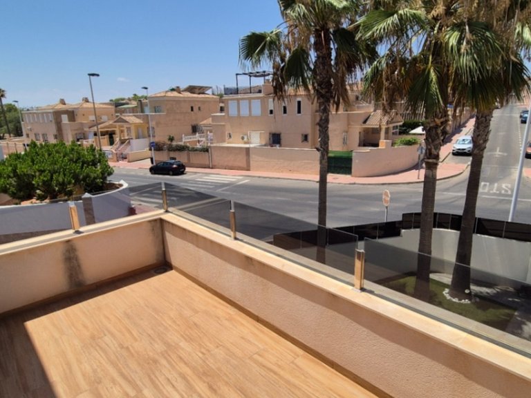 Villa for Sale in Torrevieja, Alicante 35