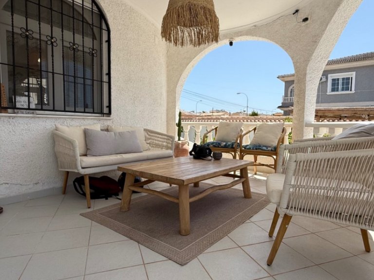 Villa for Sale in Torrevieja, Alicante 27