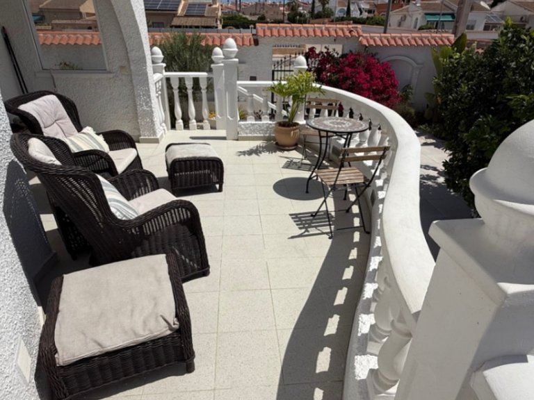 Villa for Sale in Torrevieja, Alicante 34