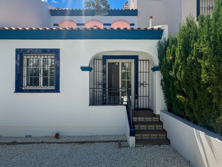 Town House for Sale in Orihuela Costa, Alicante 28