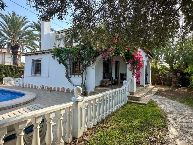 Villa for Sale in Orihuela Costa, Alicante 44
