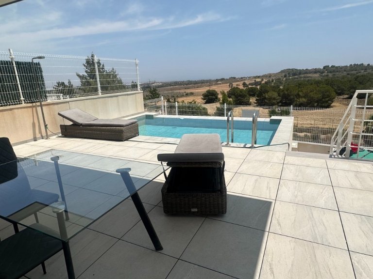 Villa for Sale in San Miguel De Salinas, Alicante 3