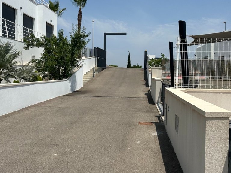Villa for Sale in San Miguel De Salinas, Alicante 14