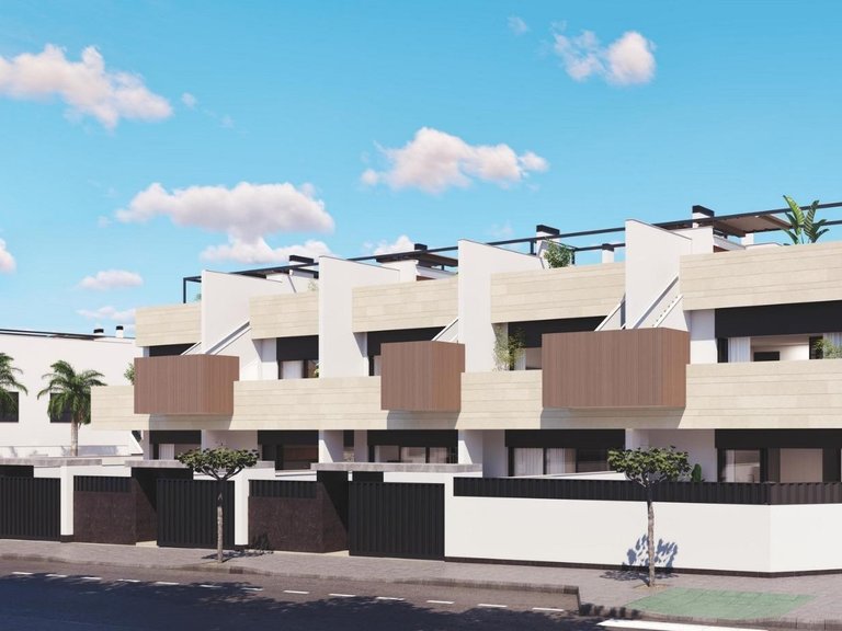 Villa for Sale in Pilar De La Horadada, Alicante 4