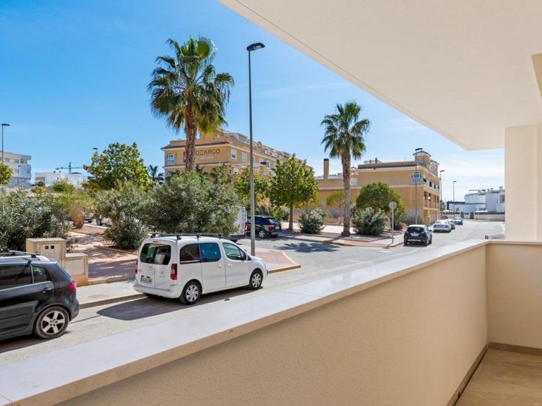 Apartment for Sale in Benijófar, Alicante 24