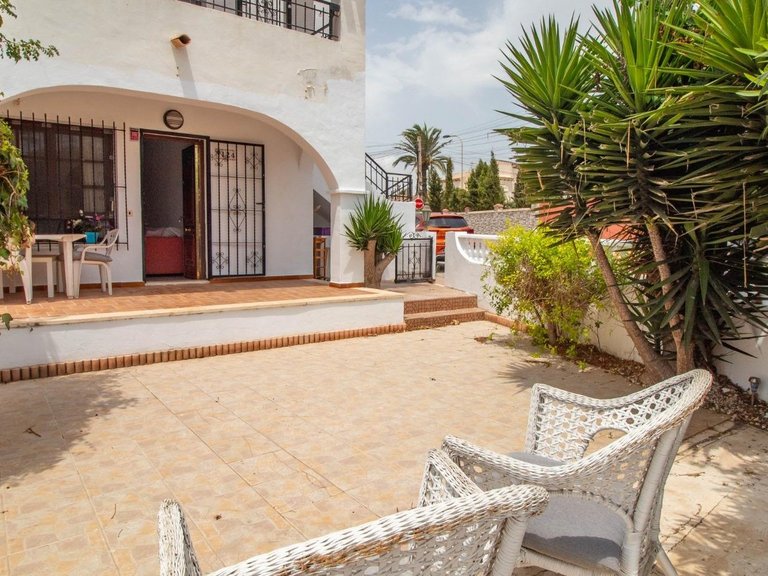 Villa for Sale in Torrevieja, Alicante 1