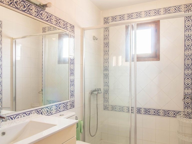 Villa for Sale in Torrevieja, Alicante 16