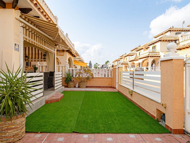 Town House for Sale in Orihuela Costa, Alicante 5