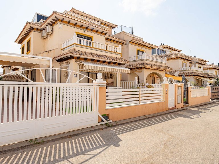 Town House for Sale in Orihuela Costa, Alicante 49