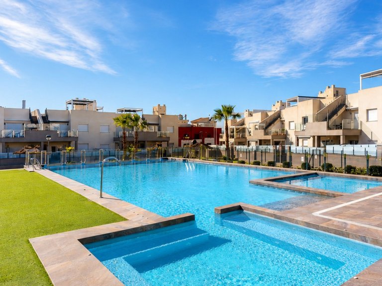 Apartment for Sale in Torrevieja, Alicante 37
