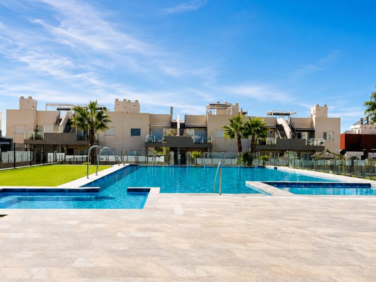 Apartment for Sale in Torrevieja, Alicante 39