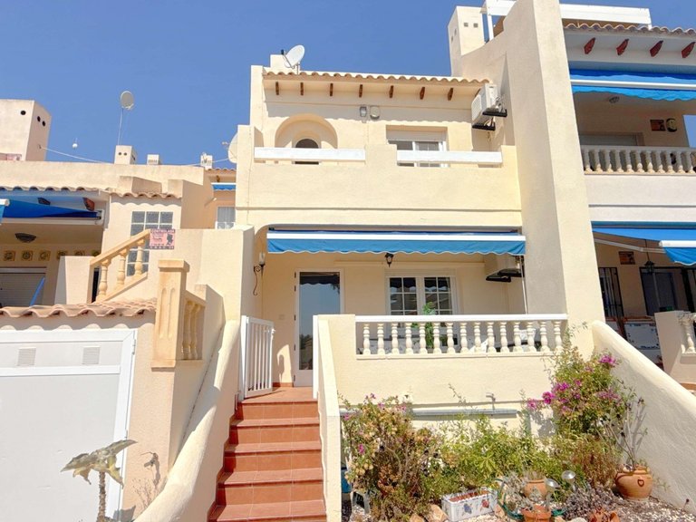 Town House for Sale in Orihuela Costa, Alicante 1
