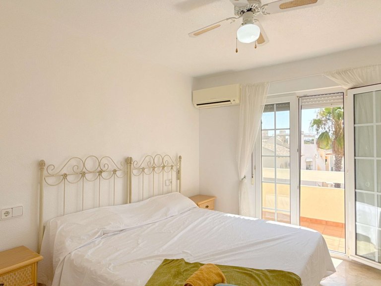 Town House for Sale in Orihuela Costa, Alicante 32