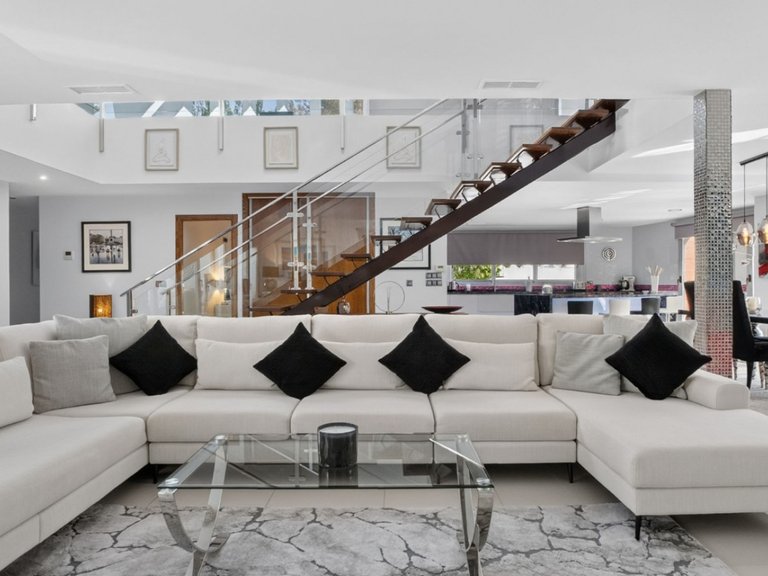 Villa for Sale in Pinar De Campoverde, Alicante 14