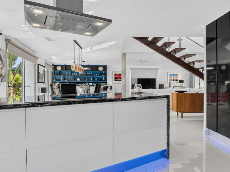 Villa for Sale in Pinar De Campoverde, Alicante 7