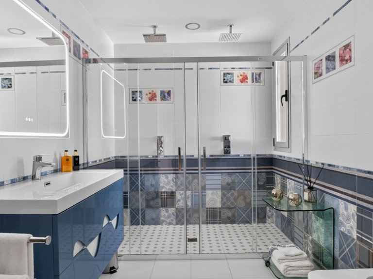 Villa for Sale in Pinar De Campoverde, Alicante 13