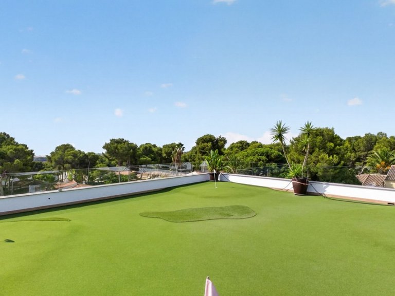 Villa for Sale in Pinar De Campoverde, Alicante 37