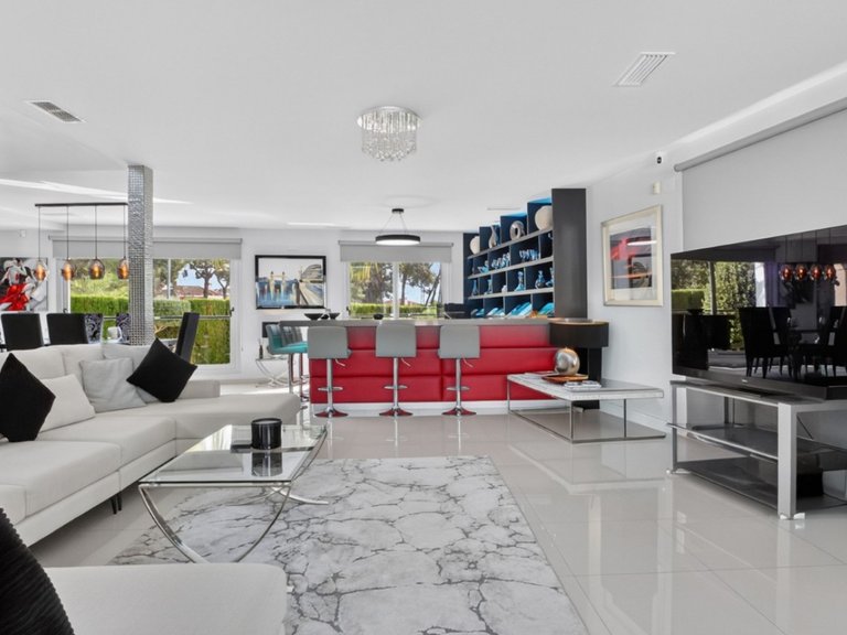 Villa for Sale in Pinar De Campoverde, Alicante 24