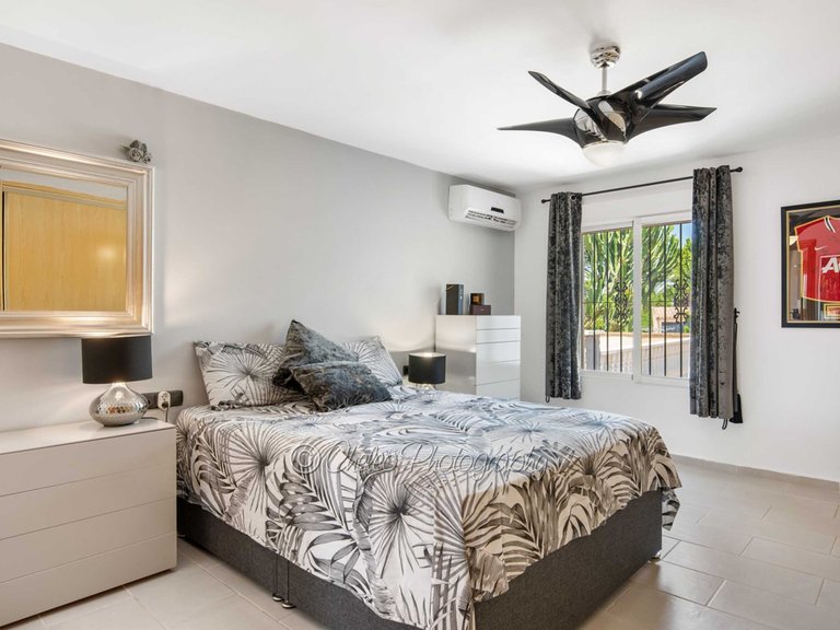 Villa for Sale in Catral, Alicante 9