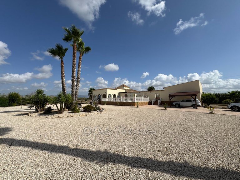 Villa for Sale in Catral, Alicante 2