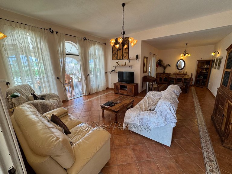 Villa for Sale in Catral, Alicante 3