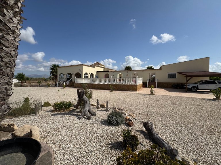 Villa for Sale in Catral, Alicante 40