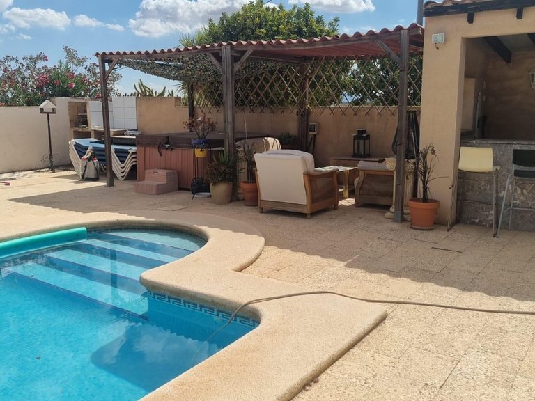 Country House for Sale in Lel, Alicante 39