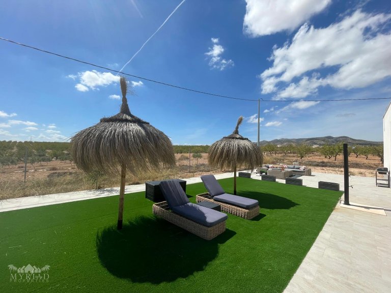 Town House for Sale in Pinoso, Alicante 3