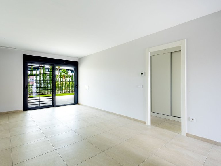 Apartment for Sale in Costa Blanca Playa Flamenca, Alicante 27