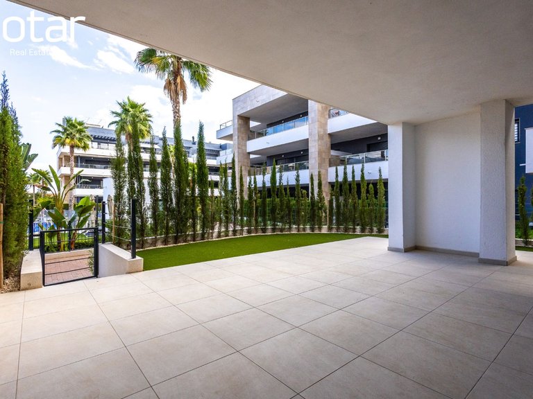 Apartment for Sale in Costa Blanca Playa Flamenca, Alicante 1