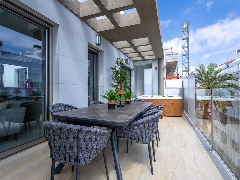 Apartment for Sale in Costa Blanca Torrevieja, Alicante 13
