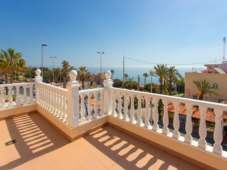 Villa for Sale in Costa Blanca Torrevieja, Alicante 4
