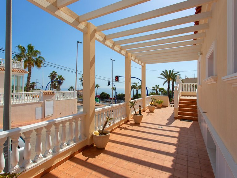 Villa for Sale in Costa Blanca Torrevieja, Alicante 5
