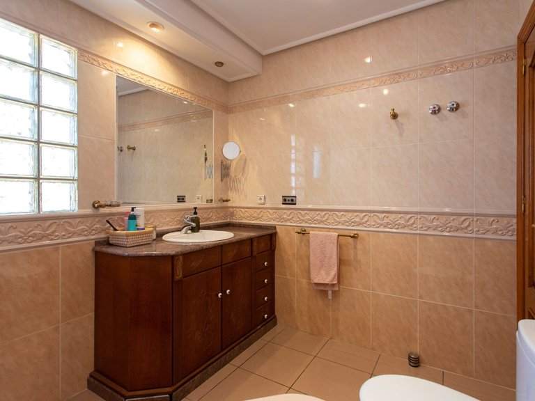 Villa for Sale in Costa Blanca Torrevieja, Alicante 22