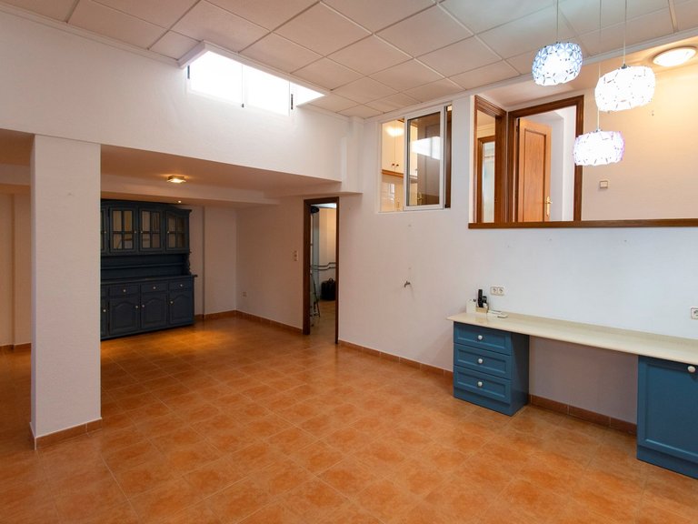 Villa for Sale in Costa Blanca Torrevieja, Alicante 35